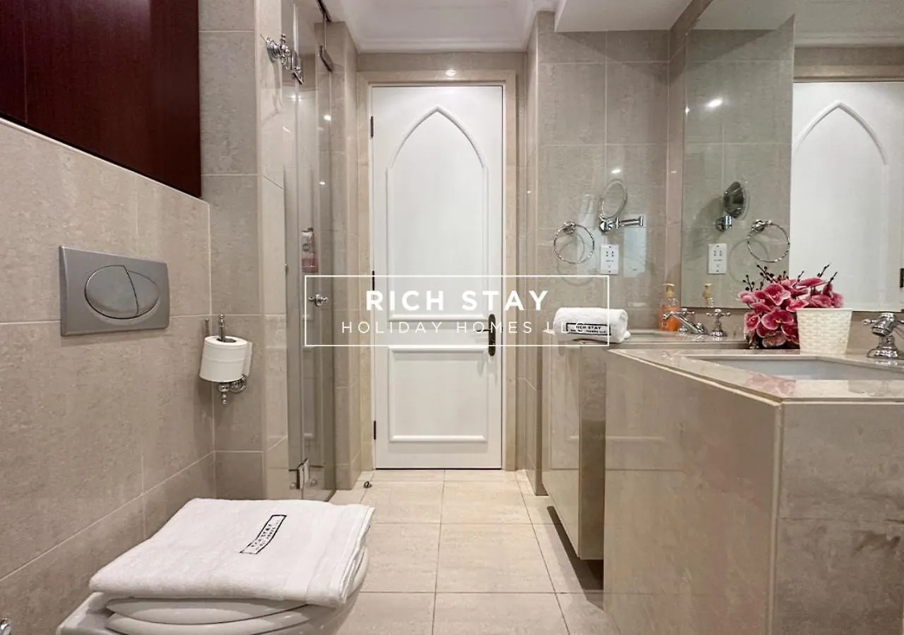 Upgraded 1Br In Downtown With Burj Khalifa View Apartment Dubai
