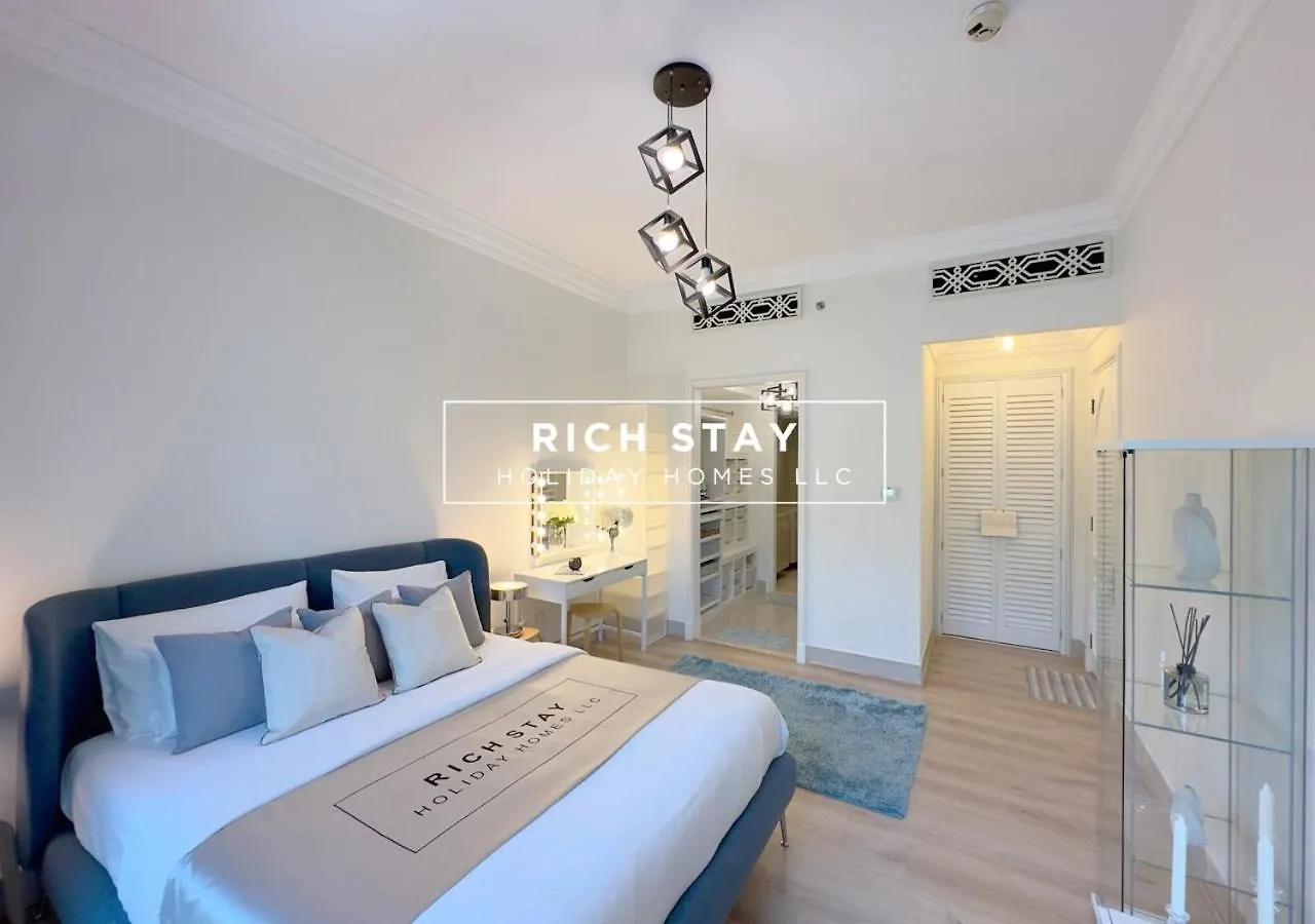 Upgraded 1Br In Downtown With Burj Khalifa View Apartment Dubai